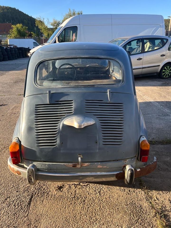 Zastavan 750 ( Fica) wie Fiat 600 in Immendingen