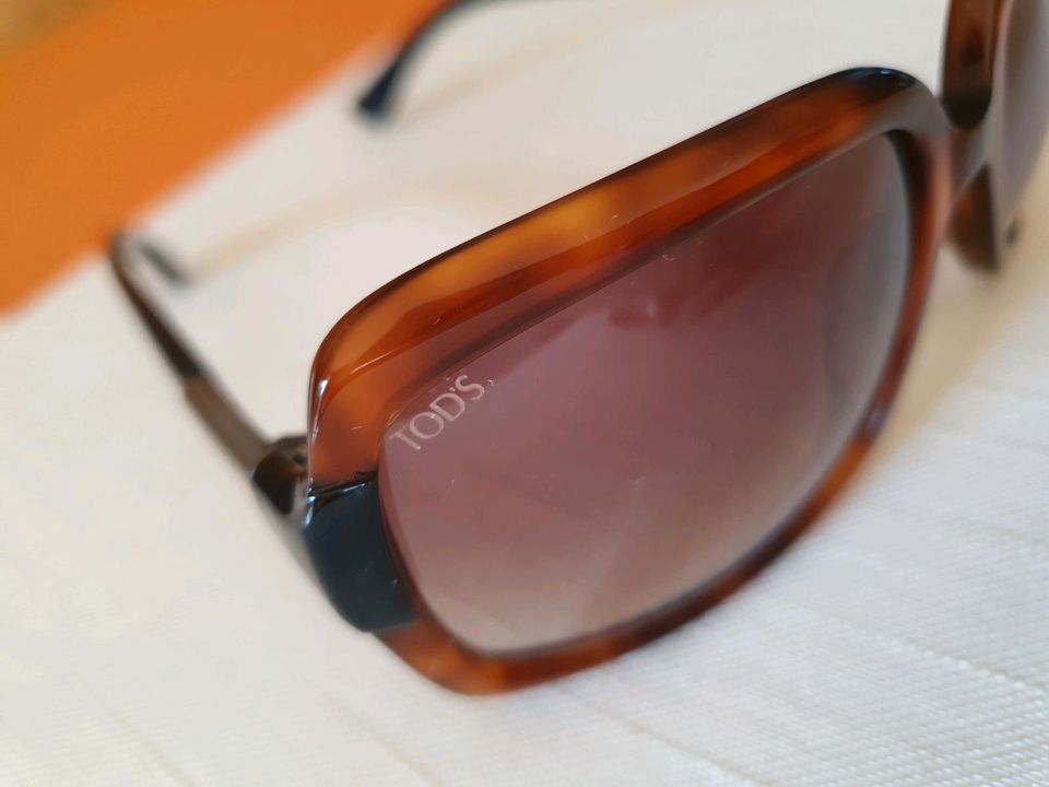 TOD'S DAMEN LUXUS SONNENBRILLE NP.220 TOP! in Wolfsburg