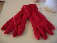 Flauschig weiche Winter - Handschuhe NEU, S-M, rot Frankfurt am Main - Frankfurter Berg Vorschau