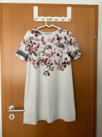 Zara Minikleid S Blumen Sommer Hessen - Wiesbaden Vorschau