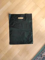 Ca. 300 schwarze Tüten 33x43cm Verpackung versand beutel Nordrhein-Westfalen - Neukirchen-Vluyn Vorschau