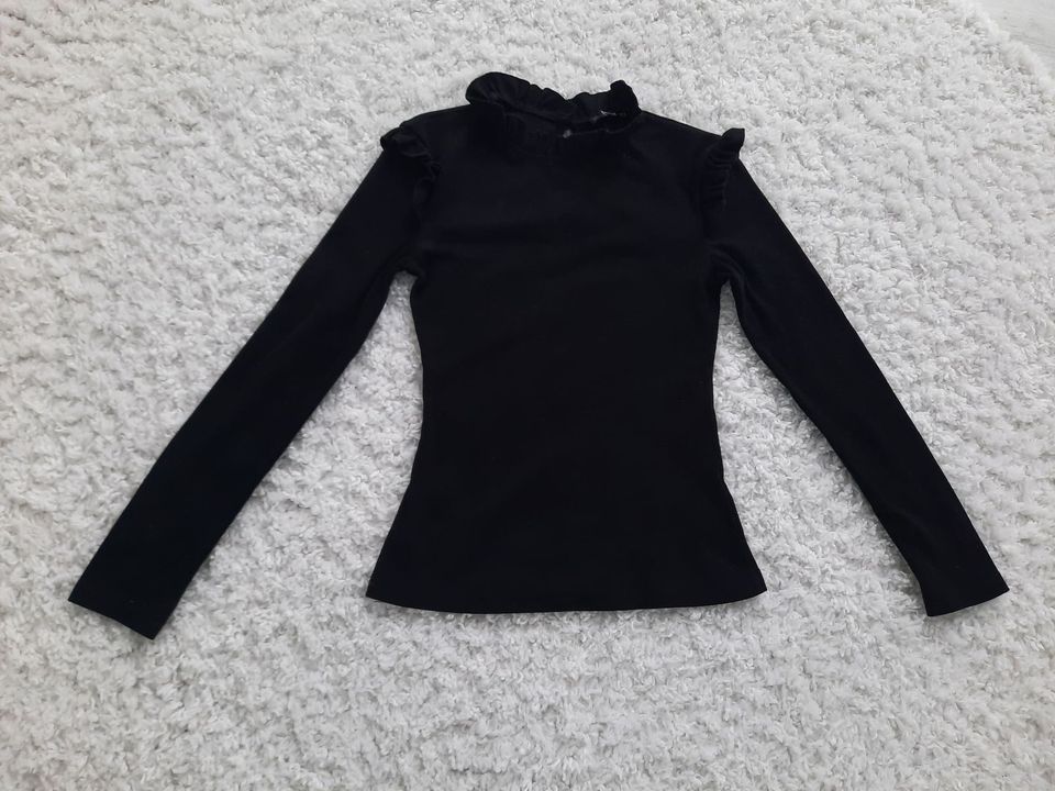 Langarmshirt mit Rüsschen in schwarz gr. XS Shein in Erfurt