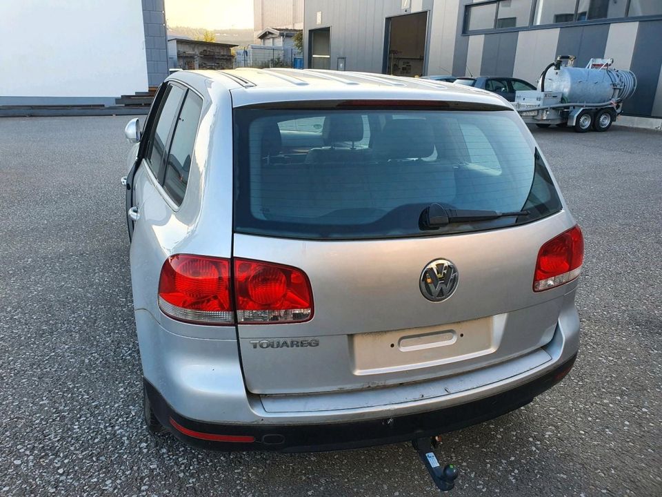 VW Touareg 7L V10 5,0L Schlachtfest Teile in Kirchhundem