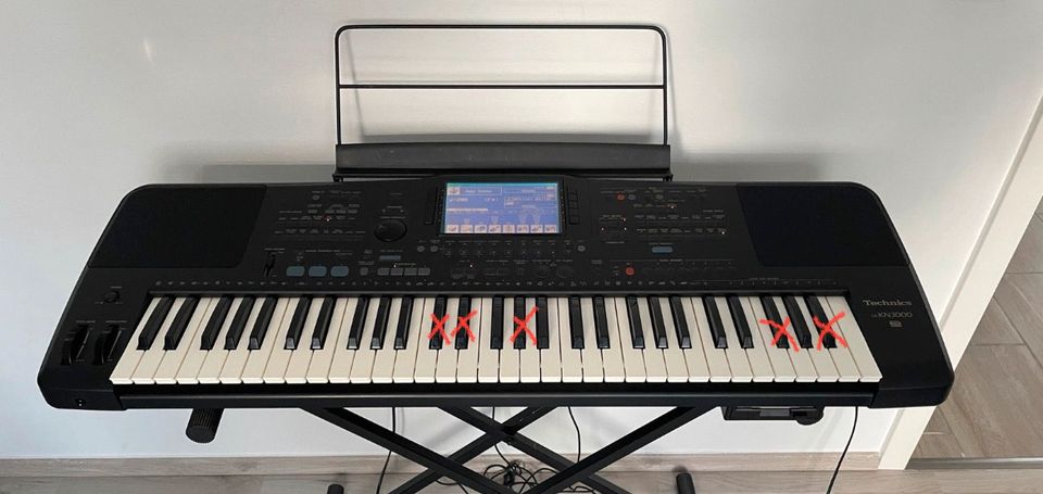 Technics KN3000 Keyboard - 5 schwarze Tasten defekt in Erkrath