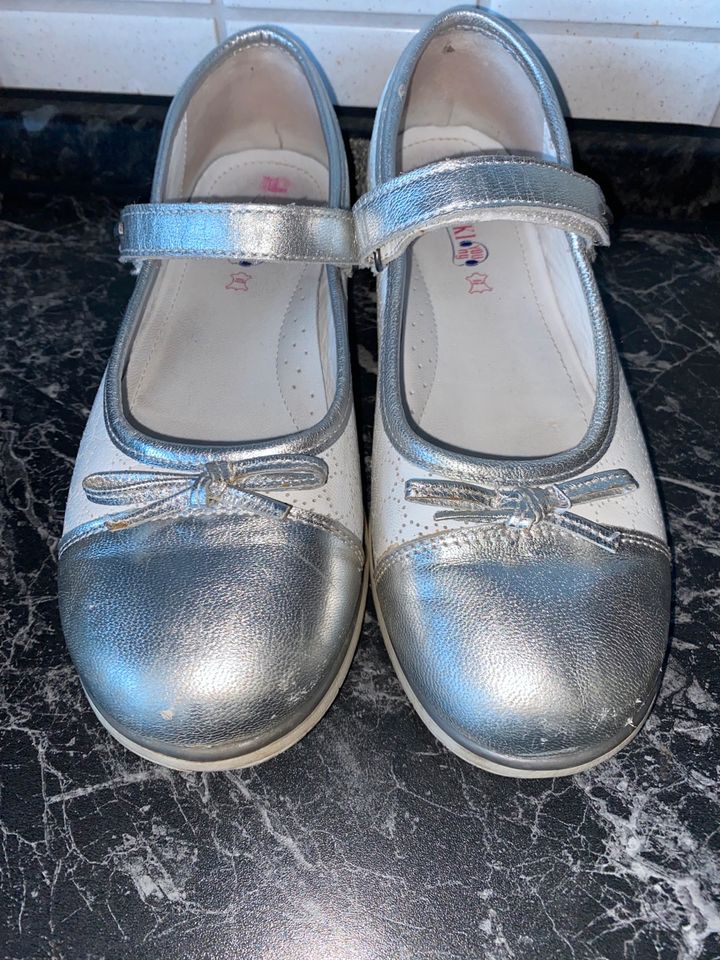 Lasocki Ballerina Gr 36 Leder Silber Schuhe in Hochspeyer