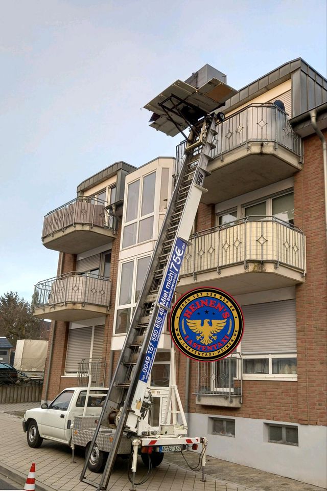 Möbellift mit Fahrer/Bediener, Möbelaufzug, Lift, Fassadenlift, in Aachen