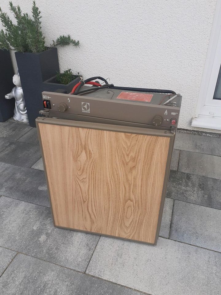 Electrolux RM 200 B, Absorberkühlschrank, Wohnmobil,  Wohnwagen in Talheim