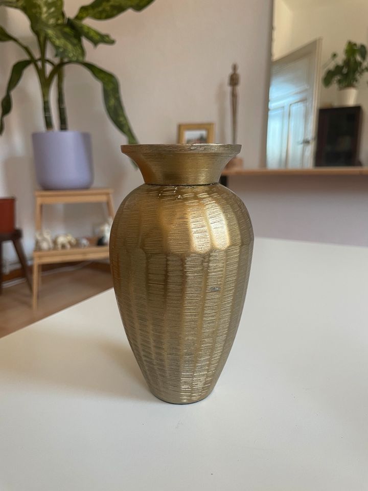 Vase Gold Vintage in Hannover