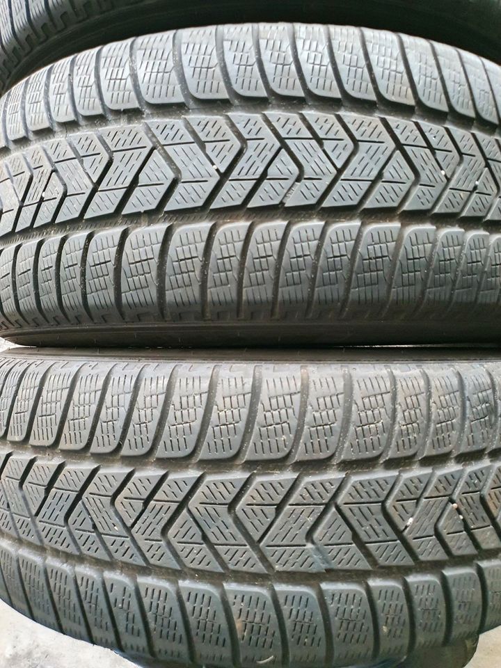 2020 Pirelli Winterreifen 4x 235/60 R18 103H - 235 60 18 in Sindelfingen