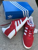 Adidas Gazelle 44 2/3 rot Berlin - Reinickendorf Vorschau
