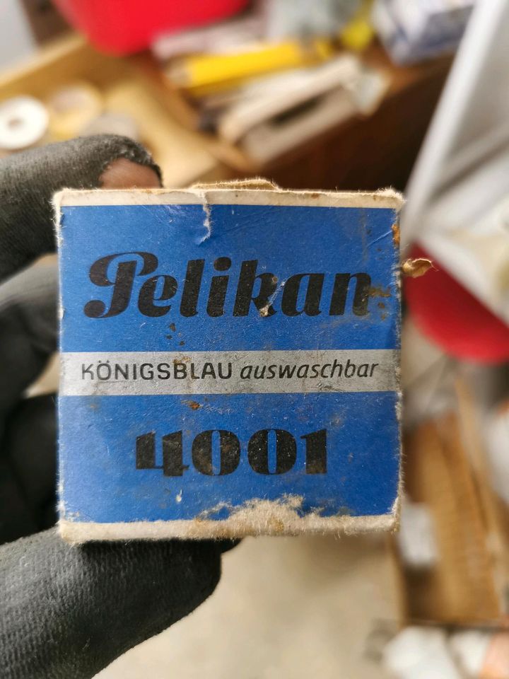 Tinte Königsblau Pelikan 4001 in Weismain