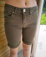 Tally Weijl Jeansshorts khaki knielang 34 Baden-Württemberg - Achern Vorschau