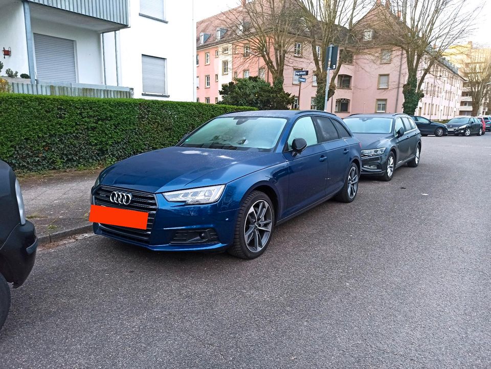 Audi A4 Avant quattro B9 in Karlsruhe