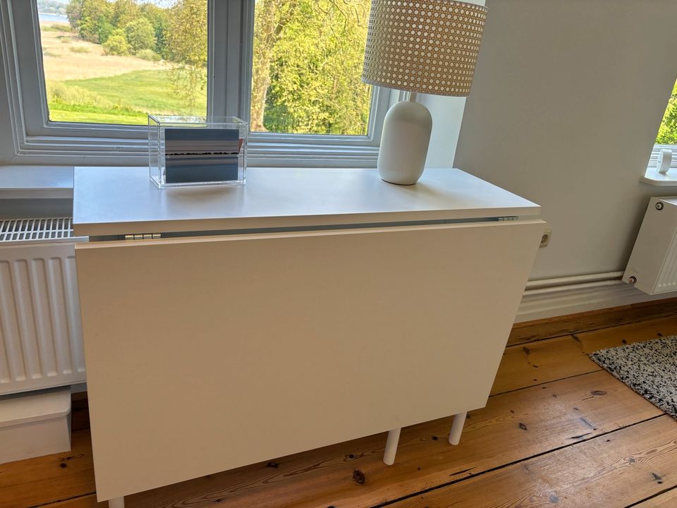 Ikea Tisch/Konsole Kallhäll weiß, mit 2 klappbaren Tischteilen in Lütjenburg