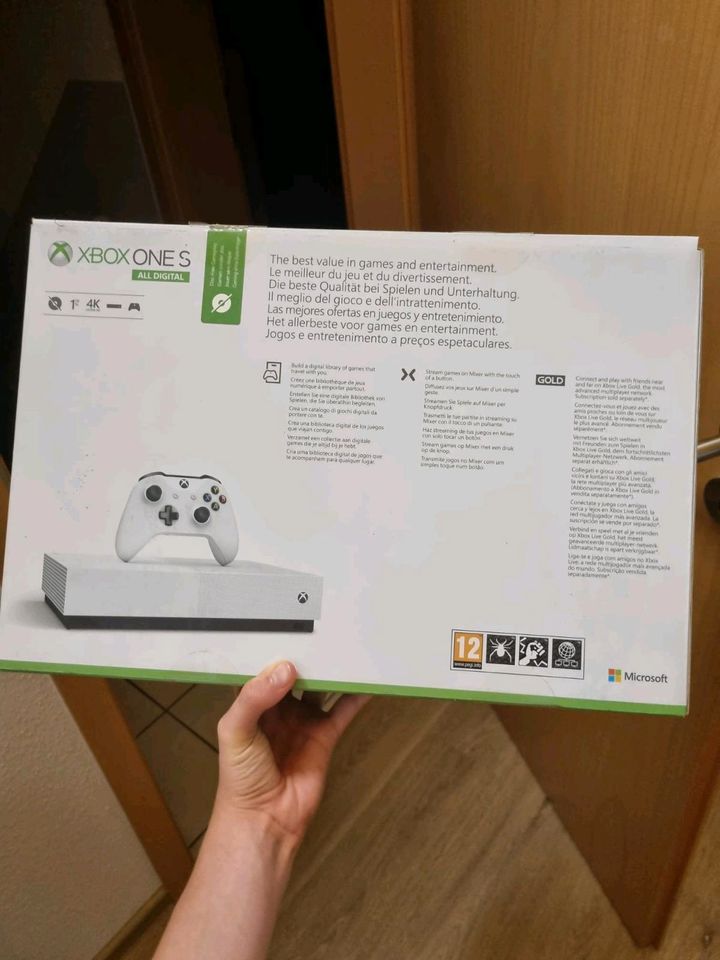 X Box mit  Controller abzugeben in Neustadt (Wied)