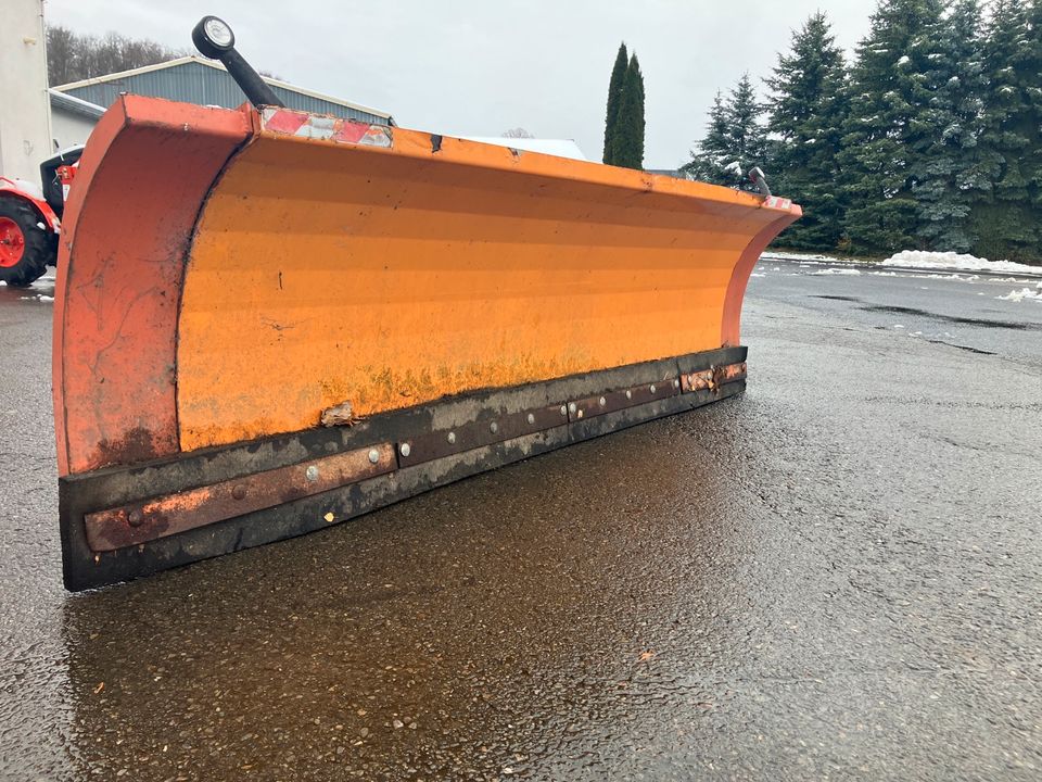 Schneeschild 280cm gebraucht für Radlader Schaeff oder Traktor in Lichtenberg/Erzgebirge