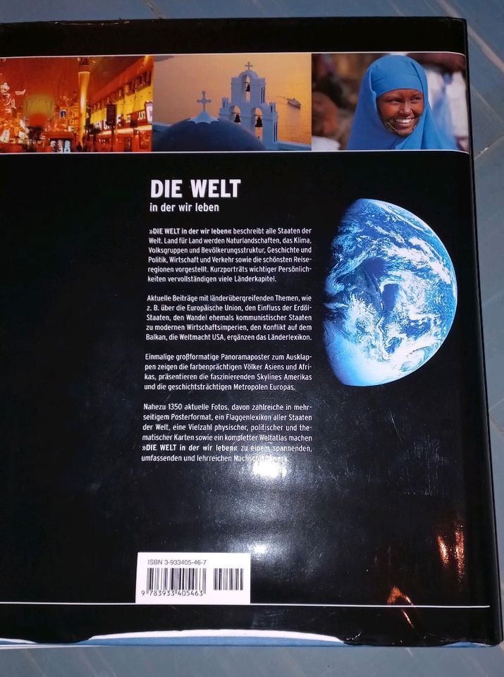 Buch "Die Welt in der wir Leben" in Stuttgart
