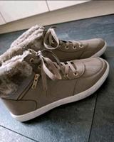 Sneaker Victory Gr. 40 Damen Stiefel Boots Sachsen-Anhalt - Magdeburg Vorschau