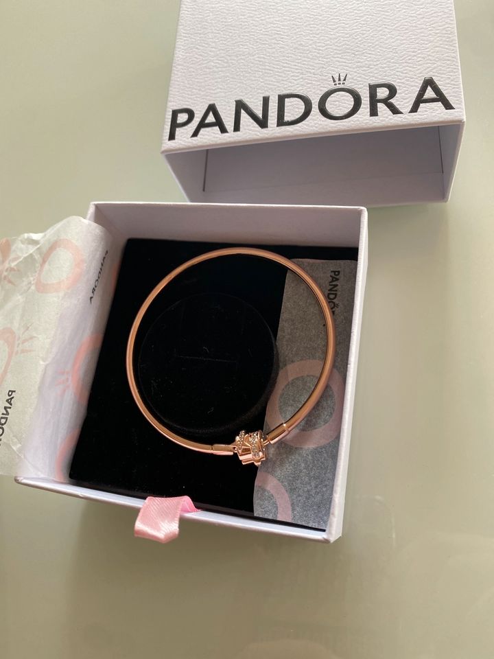 Pandora Armband Roségold Moments funkelnde Sternschnuppe in Hahnheim