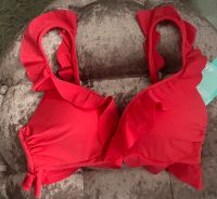 H&M Bikini Top rot Volants Hessen - Griesheim Vorschau