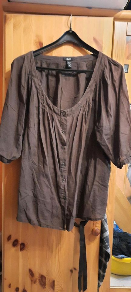 H&M Bluse aus Baumwolle, braun mit dez Streifen,  54 in Syke