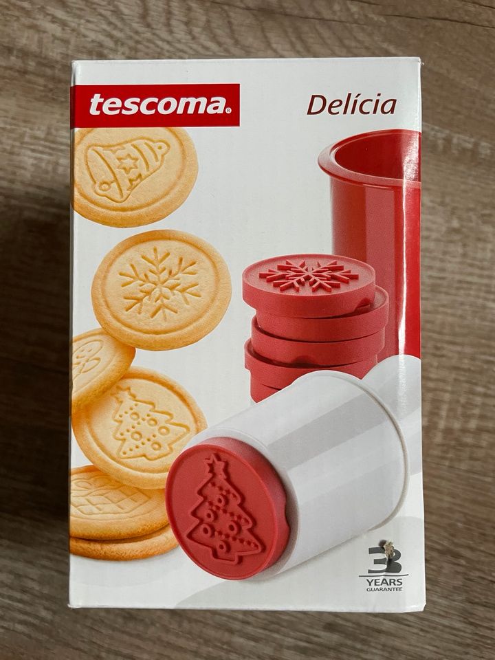 Tescoma Keks-Stempel mit Ausstecher (Weihnachten) in Morbach