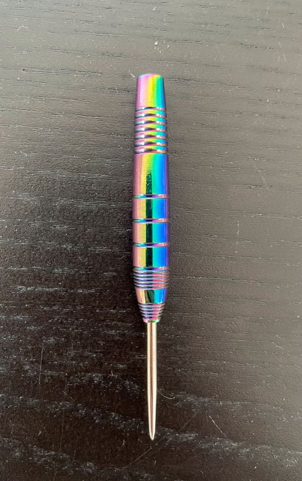 Steeldarts 22 Gramm NEU / Dartpfeile / Steel Darts in Linsengericht