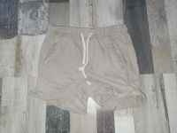 Kurze Hose Shorts Reserved 104 Sachsen-Anhalt - Aschersleben Vorschau