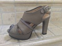 Dorothee Schumacher High heels Sandalette Gr.37 4 beige hoher NP! Kr. Altötting - Burghausen Vorschau