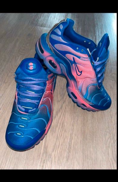 Nike air TN Tunde Haifisch Sneaker Fade Blue Pink gradient 39 39 in Bochum  - Bochum-Südwest | eBay Kleinanzeigen ist jetzt Kleinanzeigen