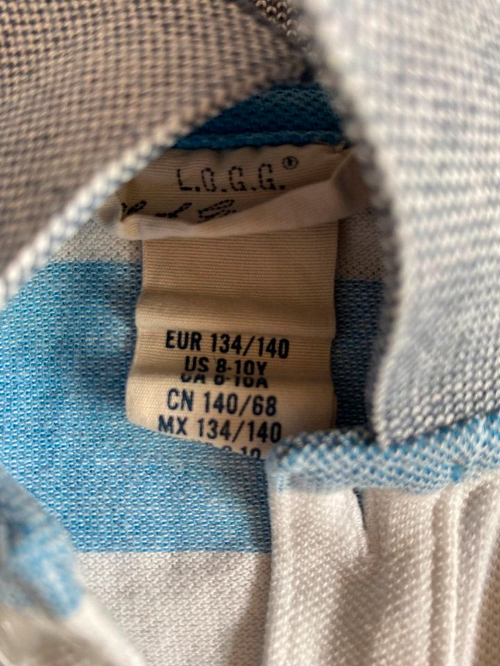 H&M T-Shirt Shirt Gr. 134 / 140 in Hamburg