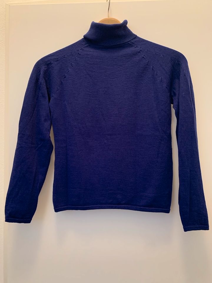 Escada Pullover Gr S in München