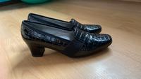 Lackleder Absatz Schuhe mit Stützsohle Köln - Ehrenfeld Vorschau