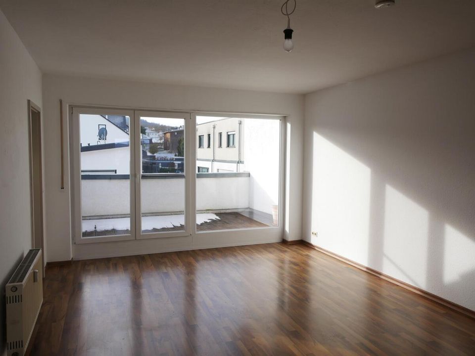 Traumhaftes Zuhause - Moderne 3-Zimmer-Dachgeschoss-ETW in Taunusstein-Bleidenstadt in Taunusstein