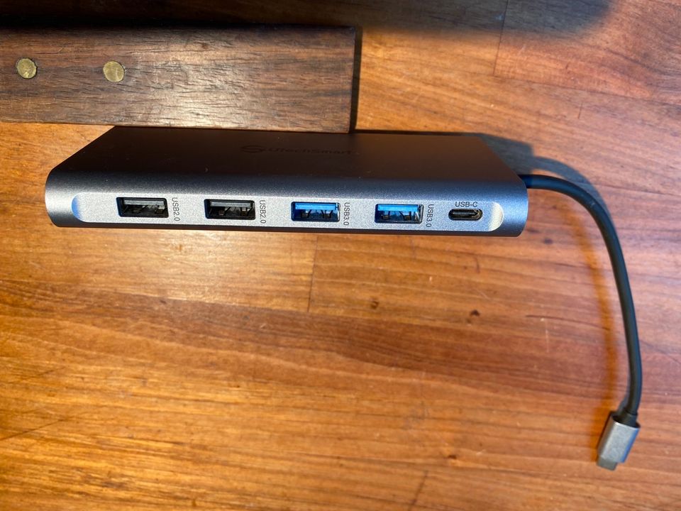 Utech SmartTriple Display USB C HUB in Düsseldorf