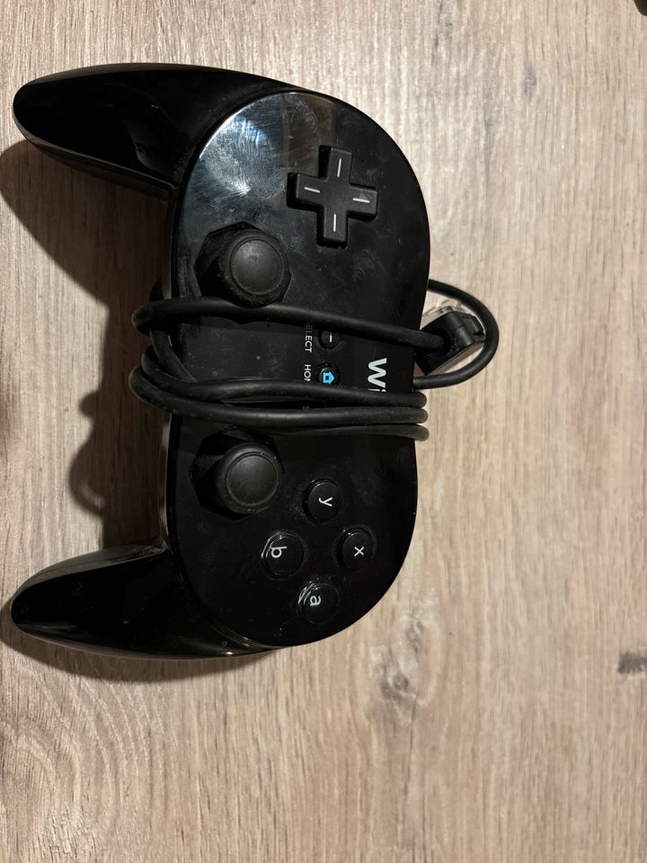 Wii Pro Controller in Lilienthal