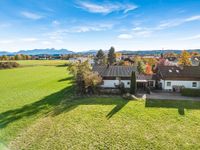 Großzügiges Einfamilienhaus mit idyllischem Garten und Alpenblick am Ortsrand von Bruckmühl Bayern - Bruckmühl Vorschau