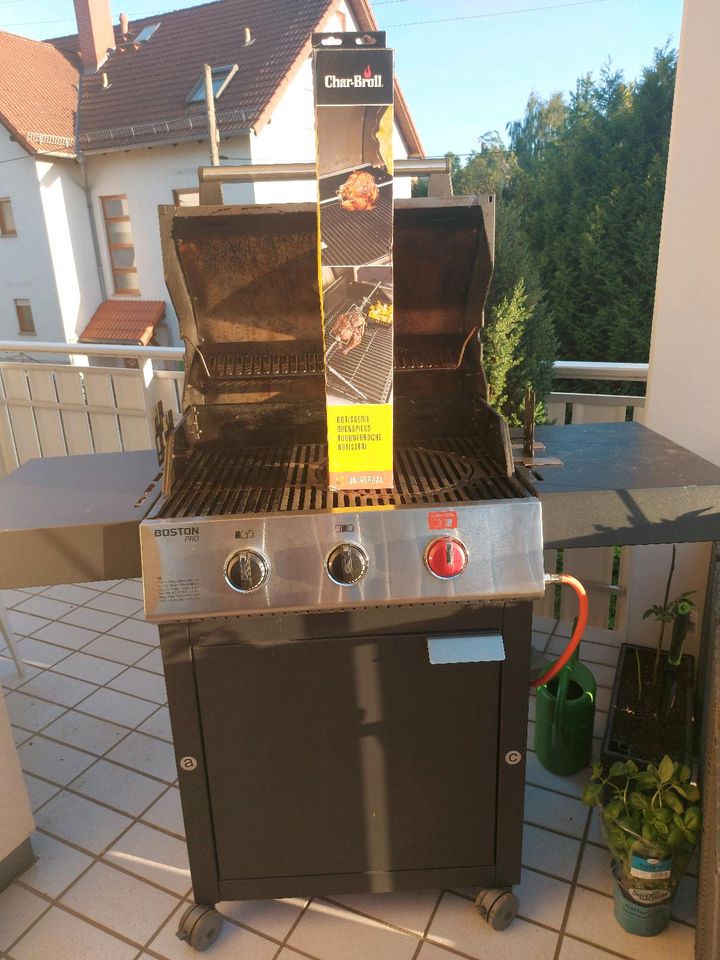 Grill ENDERS Boston Pro mit 3 Brenner / Turbozone in Dresden