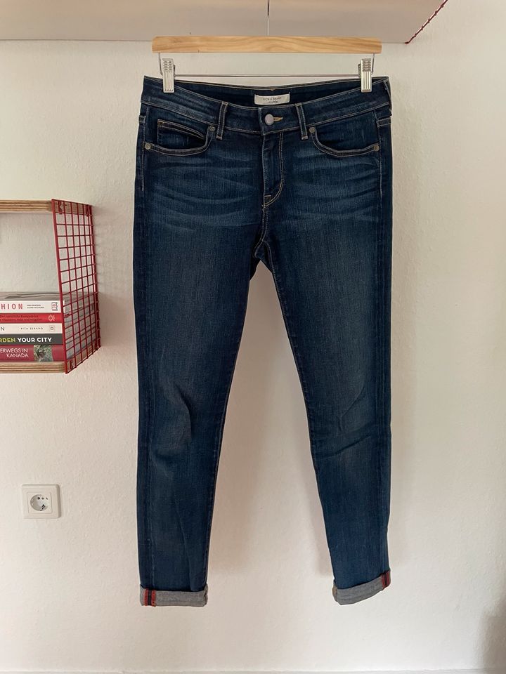 Rich & Skinny Jeans blau Gr. 28 in Bielefeld