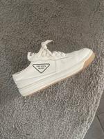 Prada Schuhe Nordrhein-Westfalen - Paderborn Vorschau