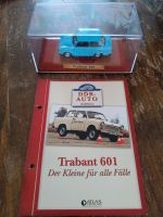 DDR Modell Autos im Schaukasten mit Informationskarte Nordrhein-Westfalen - Sankt Augustin Vorschau