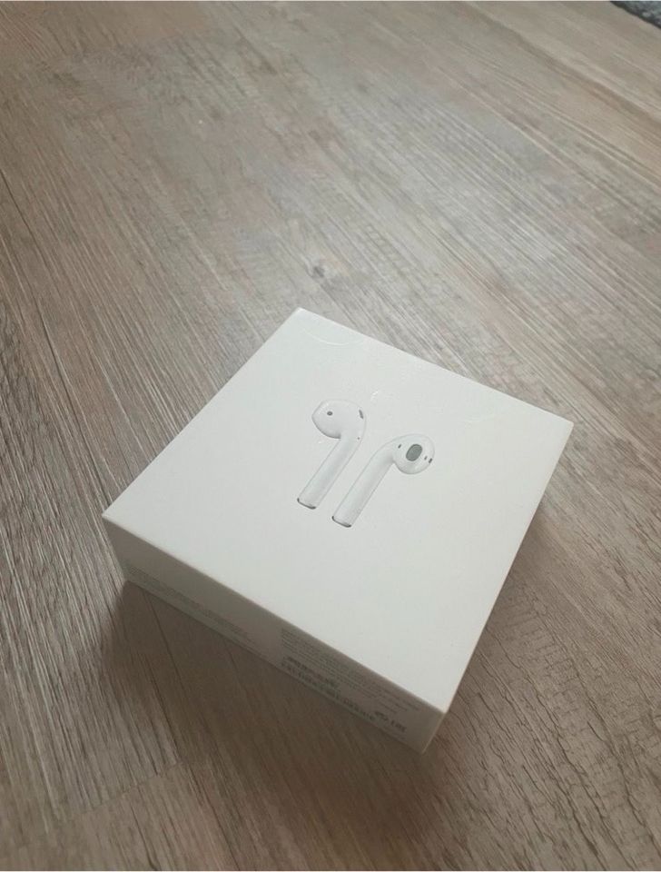 AirPods 1. Generation (rechter Airpod) in Neuenstadt