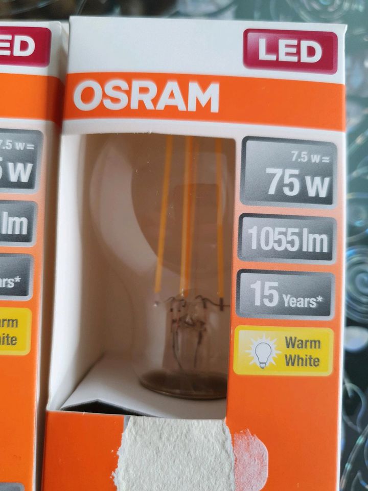 3x OSRAM LED-Lampe Sockel E27 Warm White 2700 K 7,50 W 75 Watt in Wuppertal