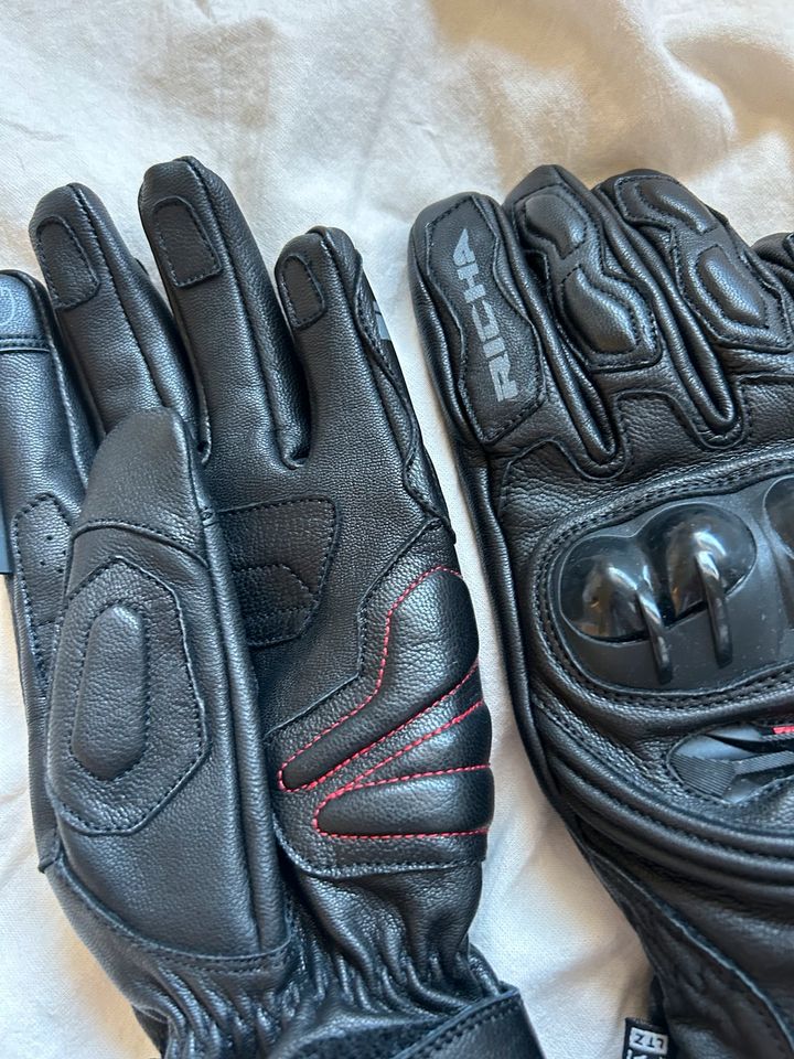 Motorrad Handschuhe Gr.S in Duisburg