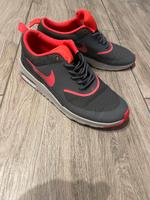Nike Schuhe 38 grau orange Niedersachsen - Bülkau Vorschau