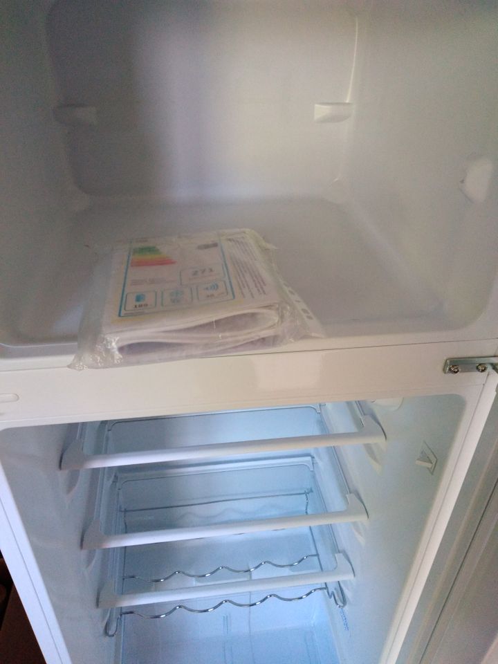 Kühlschrank mit Gefrierfach in Kefenrod