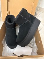 UGG Stiefeletten Plateau 38 classic Platform Schatz Neu Köln - Kalk Vorschau