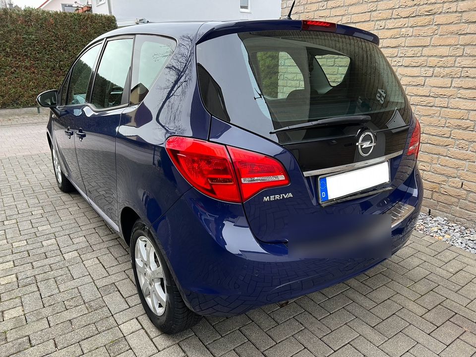 Opel Meriva 1.4 EZ 2012 Einparkhilfe, 117 TKM, Klima TÜV 08/2025 in Krefeld