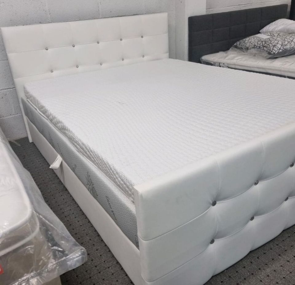 Boxspringbett 160*200 mit Bettkasten inkl Topper in Frankfurt am Main