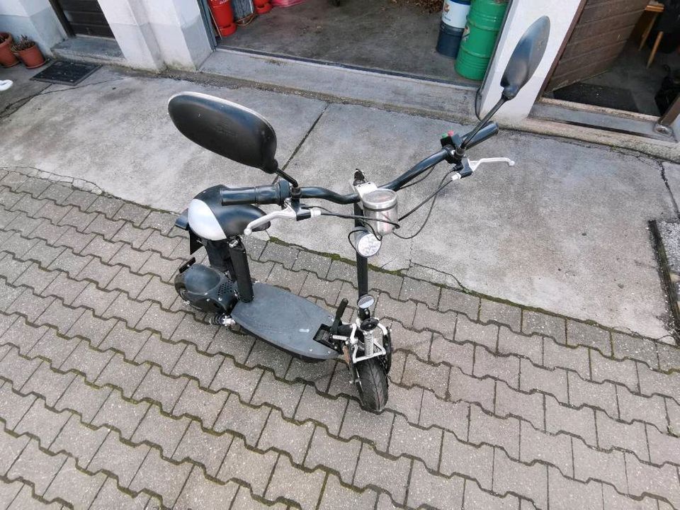 E roller elektro scooter für basteln. in Pförring